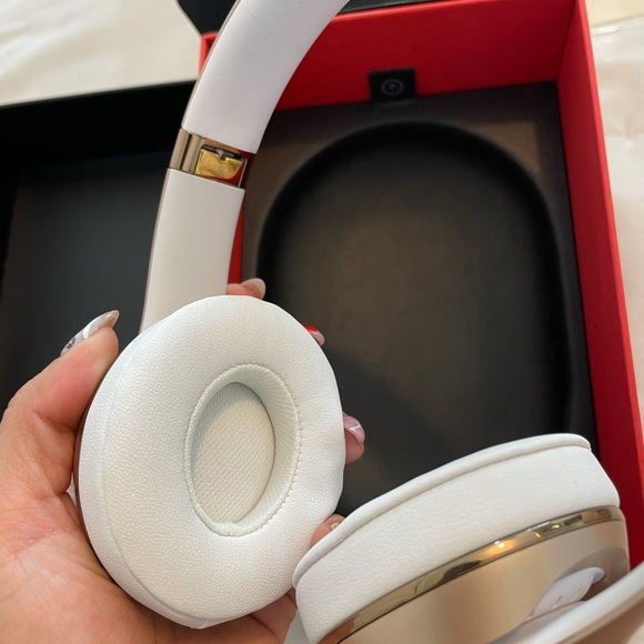 Beats solo 3 wireless gold - Picture 6 of 9